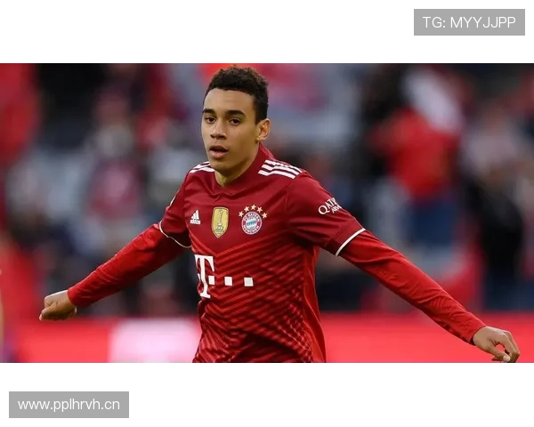 穆西亚拉技术特点与顶级中场差距分析