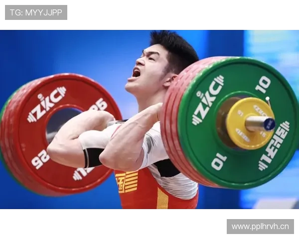 石智勇穿得比明星还精致，球队里谁敢说他土？