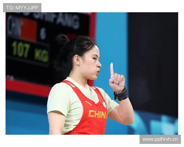 魏秋月私下穿得跟邻家大妈，赛场上超神反差真让人笑裂口