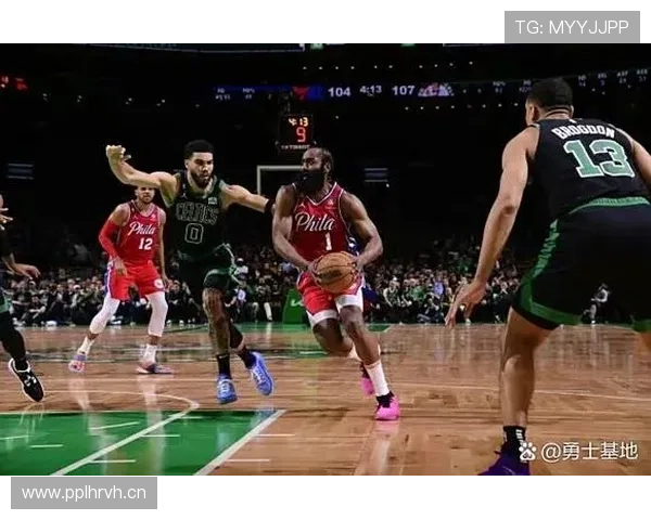 恩比德内线强攻拉开空间 高效篮下得分领先哈登